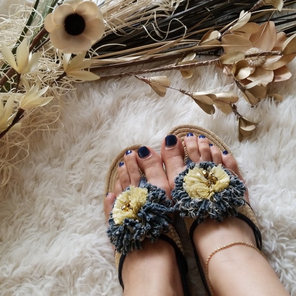 Coach Sandals - Picture 7 of 8
